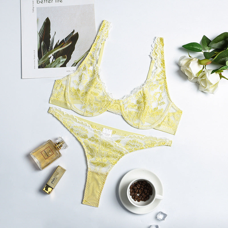 Ensemble lingerie bicolore — Dentelle & armatures gainantes