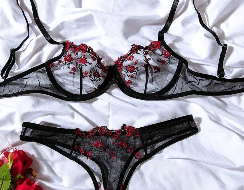 Ensemble Brassière & Culotte Dentelle Coloré — S-XL