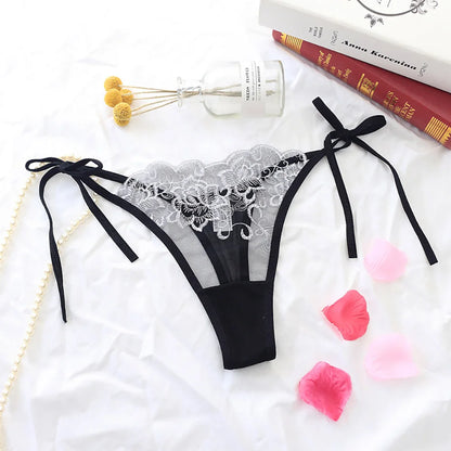 Culotte femme dentelle brodée — Transparente nœud papillon sexy