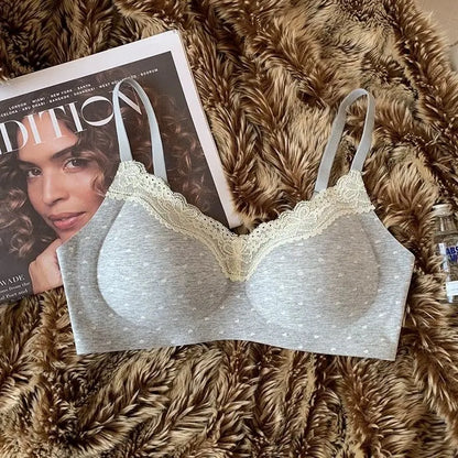 Non-Padded Lace Bra Size M-XXL, Sexy Push Up Style for Women, Comfortable Wireless Bralette AB