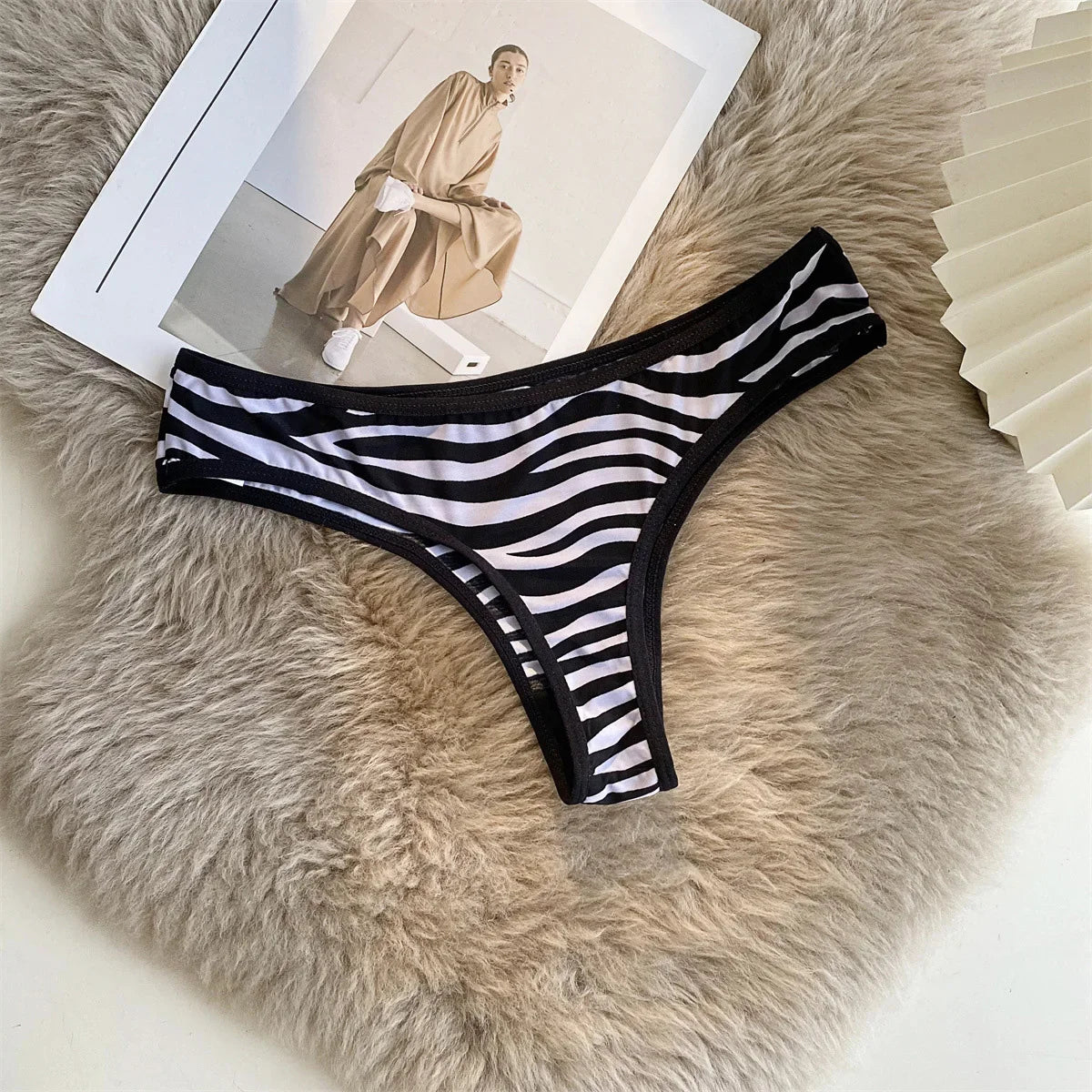 G-string femme imprimé léopard — Taille basse sans coutures broderie sexy