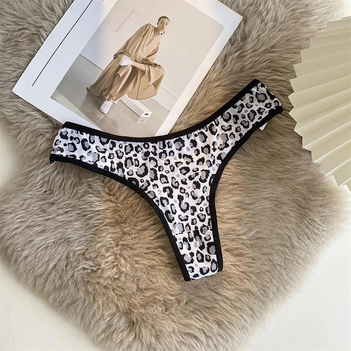 G-string femme imprimé léopard — Taille basse sans coutures broderie sexy