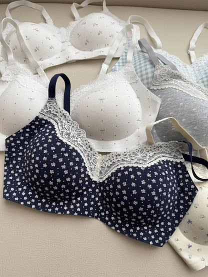 Non-Padded Lace Bra Size M-XXL, Sexy Push Up Style for Women, Comfortable Wireless Bralette AB