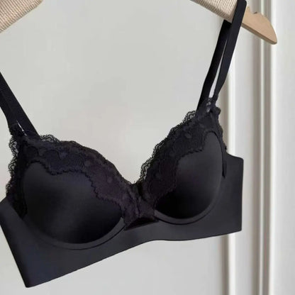 Lingerie for girls in the French style - gathers to show off large, delicate lace - comfortable bra