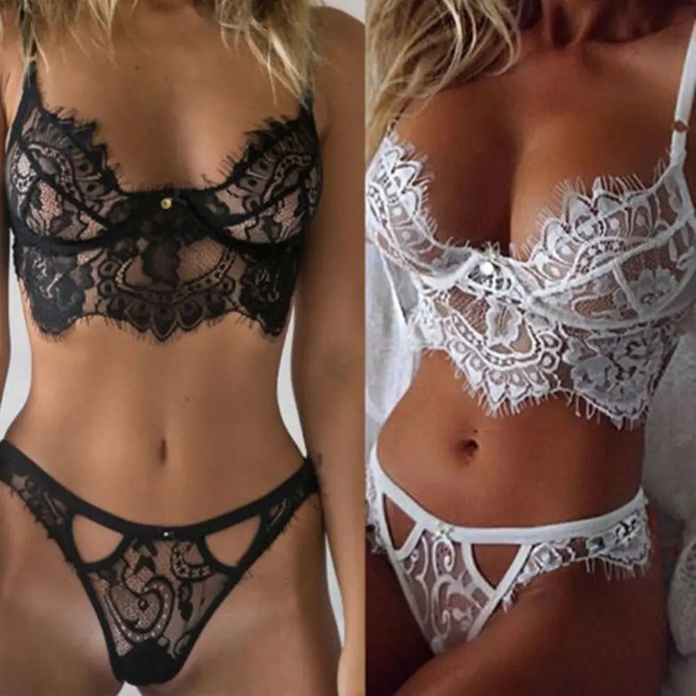 Ensemble sleepwear dentelle bra + culotte — Toutes saisons