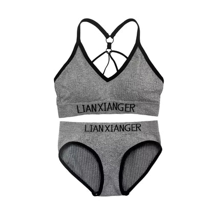 Ensemble sport femme — Brassière sans armature et culotte sans coutures