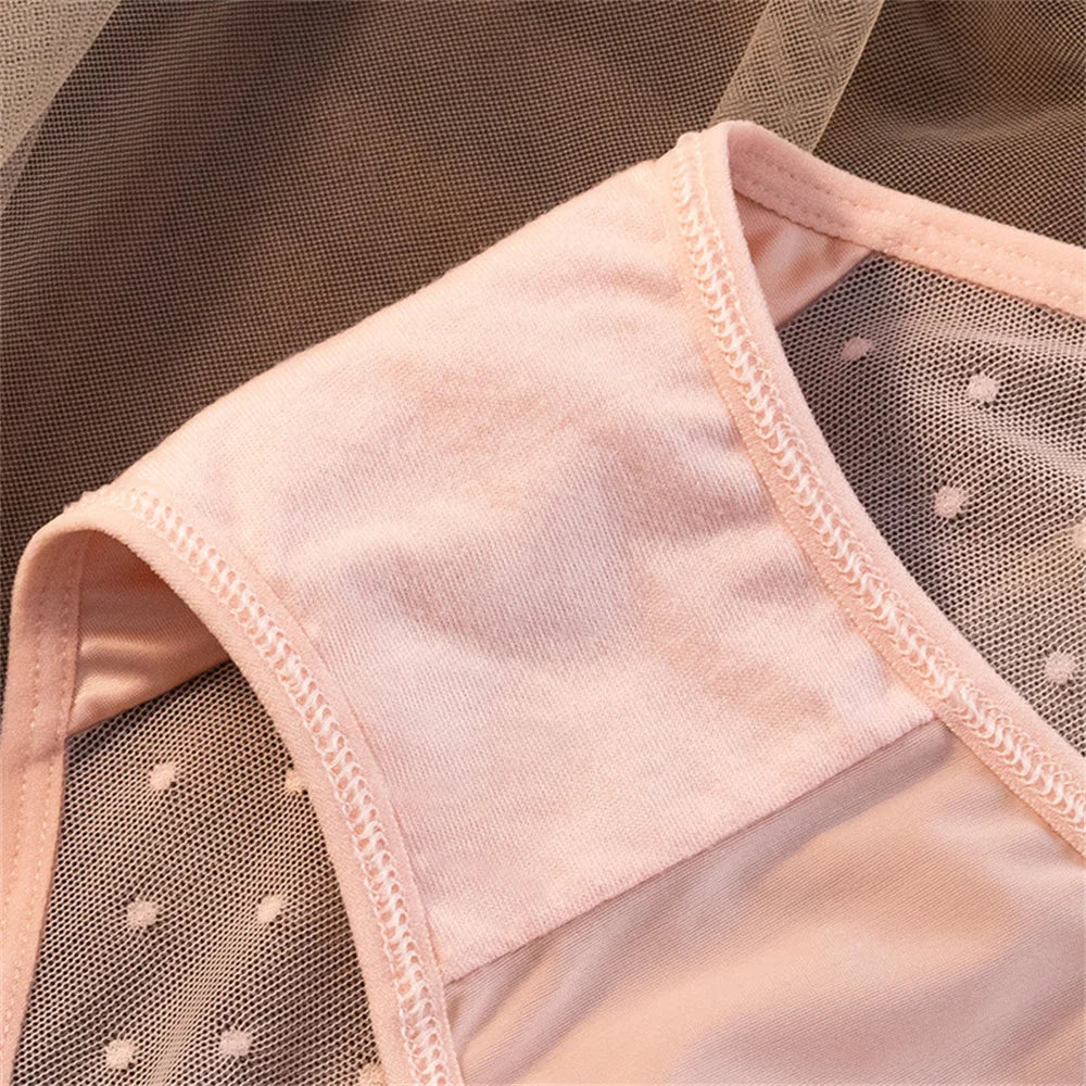 Culotte femme dentelle sexy — Nylon spandex entrejambe coton taille basse couleur unie