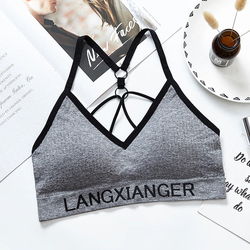 Ensemble sport femme — Brassière sans armature et culotte sans coutures