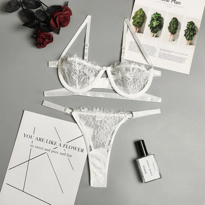 Ensemble lingerie dentelle féerique — Bra + Culotte